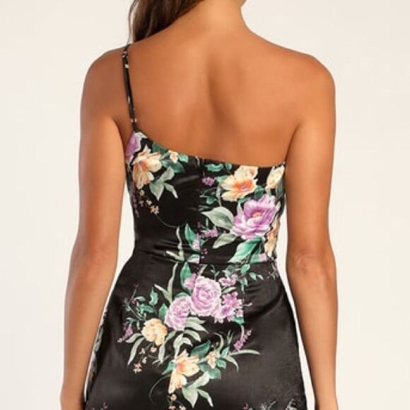 NWT Lulus Keepin' It Chic Black Floral Satin One-Shoulder Midi Dress Size Medium - Picture 9 of 14